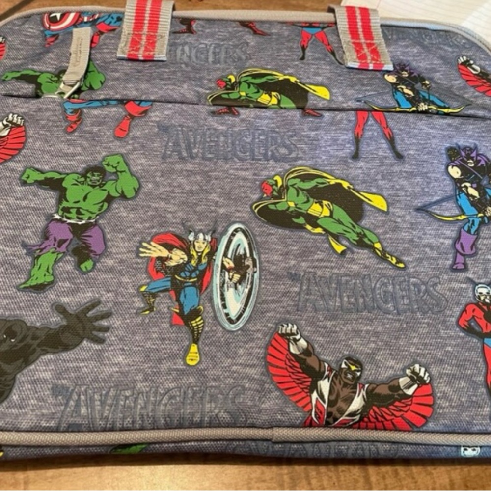 Pottery Barn Kids Avengers Laptop Case - Multicolor
